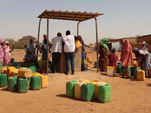 Conflict in Burkina Faso: when the whole day is devoted to fetching water