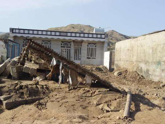 Flood flashes in Iran