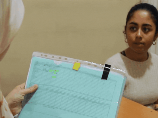 A young girl living with diabetes in Lebanon.